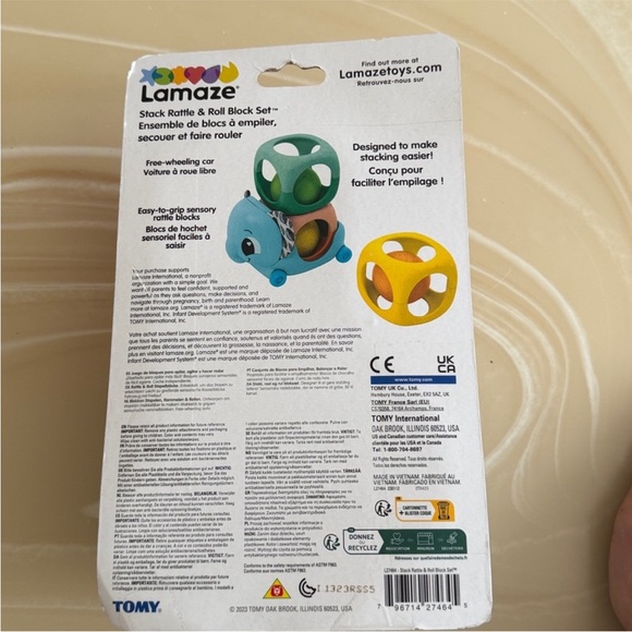 Lamaze Stack, Rattle & Roll
Block Set - Picture 5 of 5